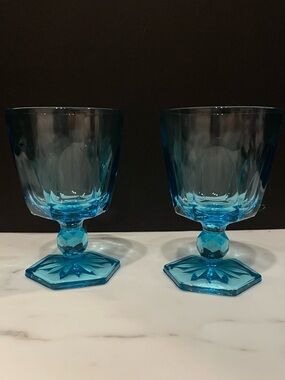 Blue Glass Goblet Set - Elegant Stemware